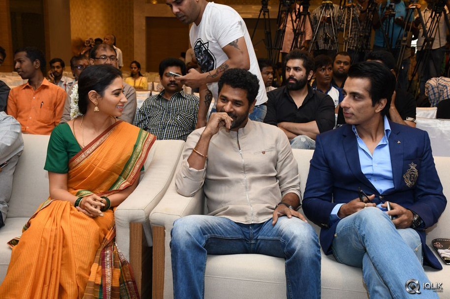 Abhinetri-Movie-First-Look-Launch